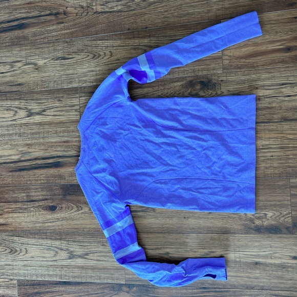 ivivva athletic long sleeve - Picture 2 of 2